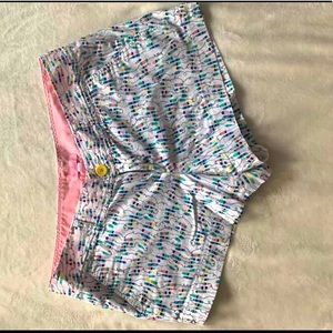 Lilly Pulitzer white/multi shorts. Size 8. GUC